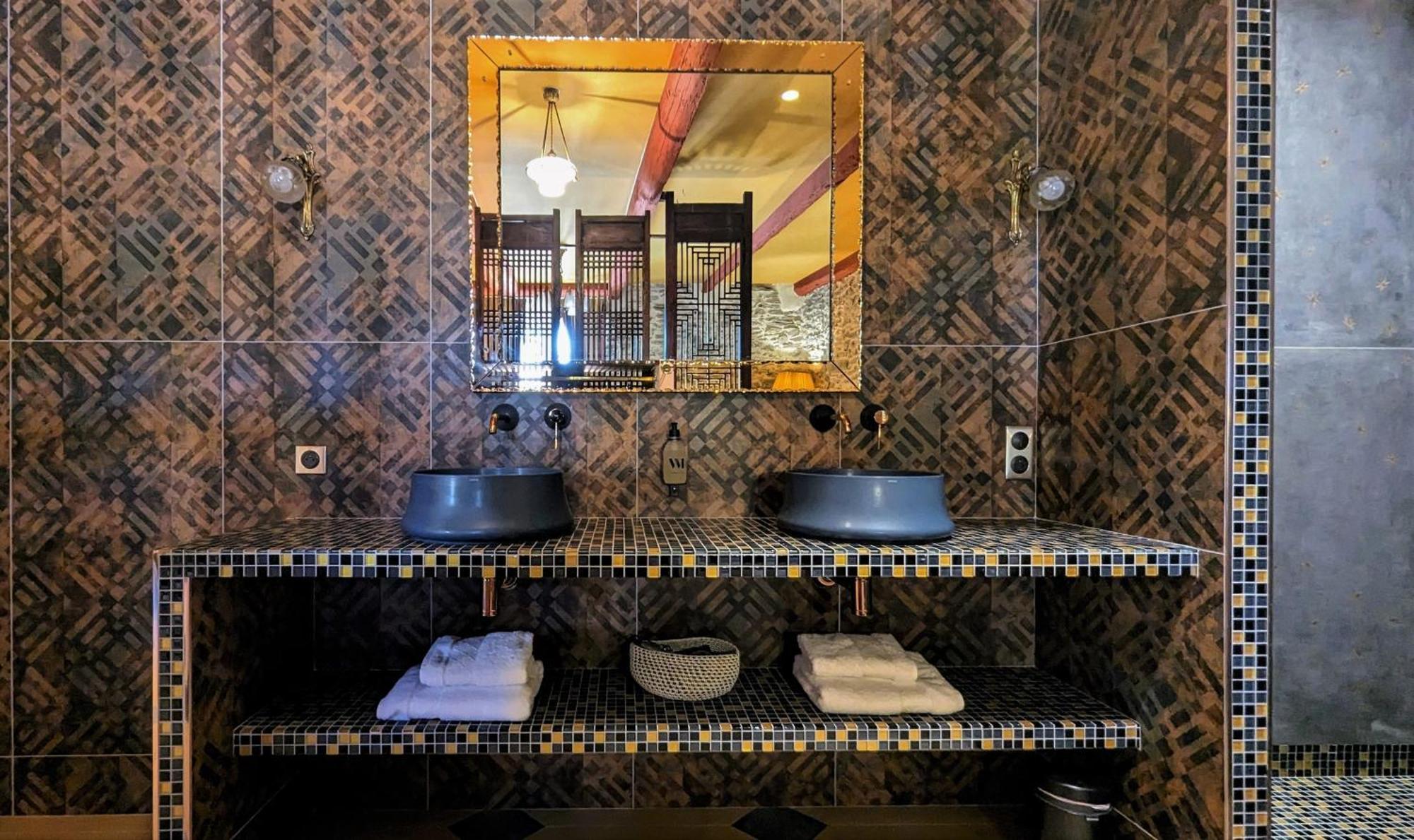 La Galante Hotel Faugeres  Luaran gambar